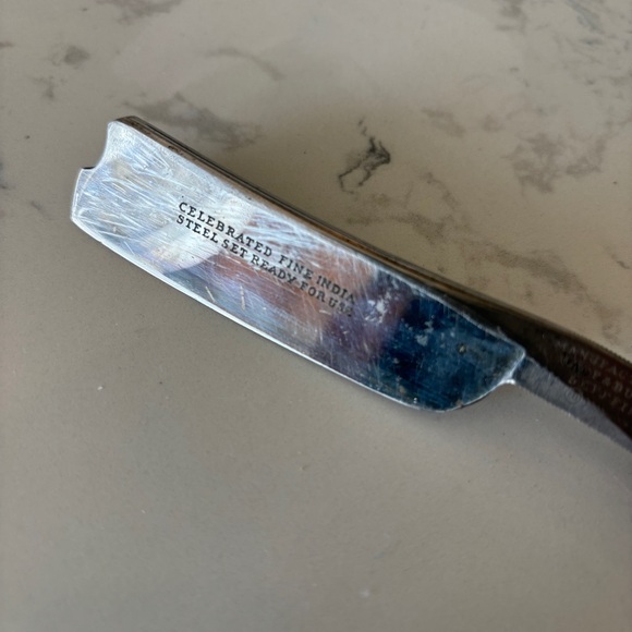 Antique Wade & Butcher Sheffield Steel Straight Razor - Picture 4 of 13